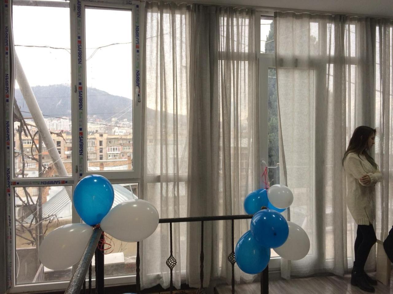 Blossom Hostel Updated ! Обновлено !!! City Center! Perfect Order!!! Snow-White Bed Linen!!! Идеальный Порядок!!! Белоснежное Постельное Белье!!! Центр Города !!! Tbilisi Bagian luar foto