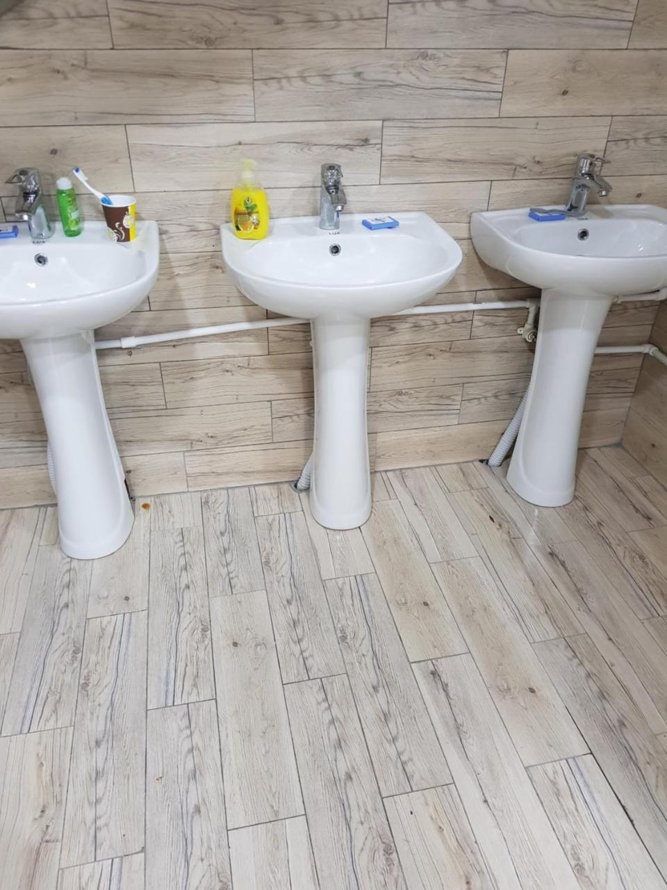 Blossom Hostel Updated ! Обновлено !!! City Center! Perfect Order!!! Snow-White Bed Linen!!! Идеальный Порядок!!! Белоснежное Постельное Белье!!! Центр Города !!! Tbilisi Bagian luar foto